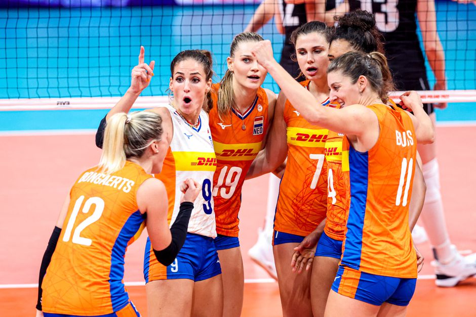 Nederlandse volleybalsters verslaan Argentinië bij begin 2e poulefase WK