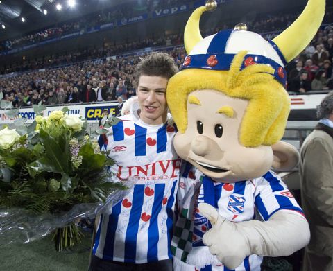 Heerenveen-mascotte Heero spant rechtszaak aan: 'Ik kan ervoor zorgen dat alles kapot gaat'