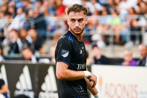 AZ haalt speler uit MLS, maar Djordje Mihailovic komt pas in januari naar Alkmaar