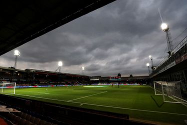 Eerste thuisduel Luton Town in Premier League uitgesteld: problemen met stadionnetje