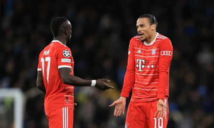 Duitse media: 'Sadio Mané geeft Leroy Sané een klap na Manchester City-nederlaag'