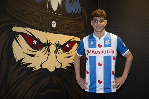 Heerenveen heeft vervanger van vetrokken Sarr binnen: 'Onze nieuwe nummer 9!'