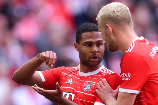Bayern München weer aan kop in gierend spannende titelstrijd met Borussia Dortmund