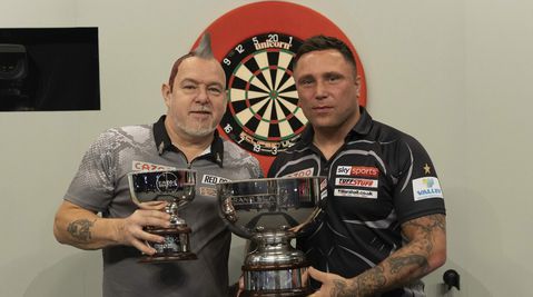 Ook Peter Wright reist af naar Nottingham na rugblessure: 'Voel me een stuk beter'