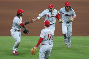 Philadelphia Phillies neemt leiding in World Series na spectaculaire comeback