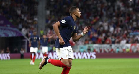 🎥 | Mbappé schiet 2-0 binnen tegen Polen en is nu topscorer van het WK 2022