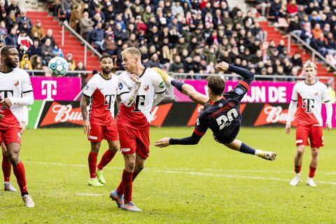 FC Utrecht en PSV houden elkaar in evenwicht: duur puntenverlies in titelstrijd