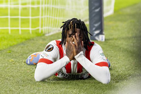 PSV vindt heilige vuur te laat tegen Sevilla: Eindhovenaren uitgeschakeld in Europa League