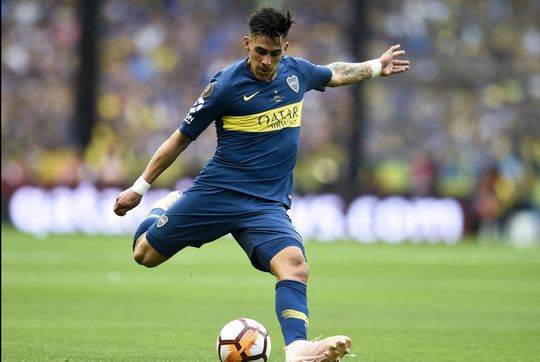 'Ajax wil bod uitbrengen op Argentijn Pavón', maar Overmars ontkent (video)