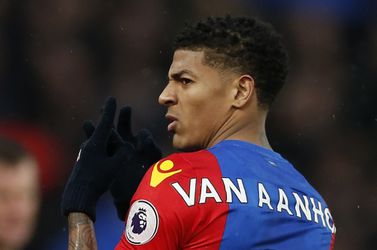 Chelsea hard op weg naar de titel, Van Aanholt belangrijk (video)