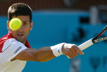 Djokovic vindt topvorm op Queens en slaat Dimitrov naar huis (video)