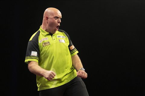 Michael van Gerwen over heerlijk avondje in Leverkusen: 'Het ging perfect'
