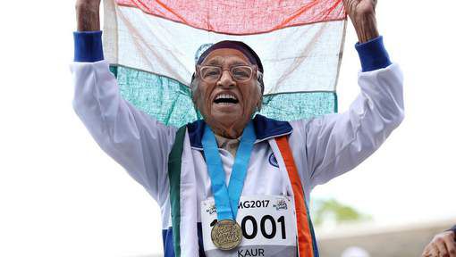 Vrouw van eeuw oud wint 100 meter sprint (video)
