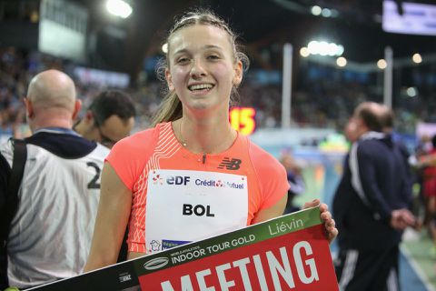 🎥 | Wereldrecord! Femke Bol rent 41 jaar oud record op 400 meter indoor uit de boeken