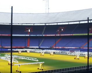 🎥 | ESPN deelt beelden uit De Kuip met de netten voor het veld