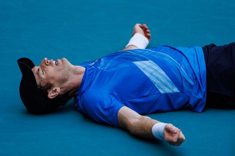 Andy Murray krijgt kritiek op aannemen van wildcards: 'Moet ik soms weigeren en kwalificatie spelen?'