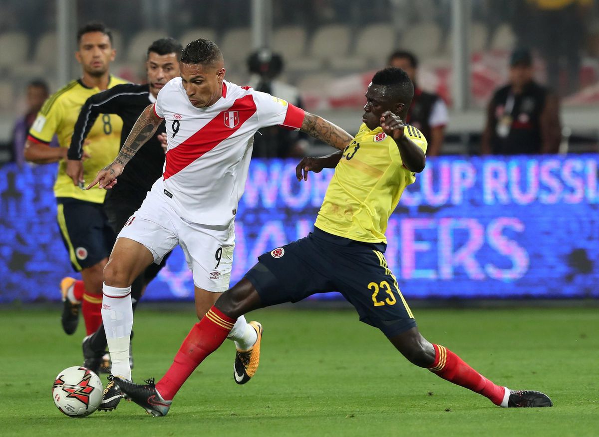 Peru en Colombia foppen iedereen en spreken 1-1 af (video)