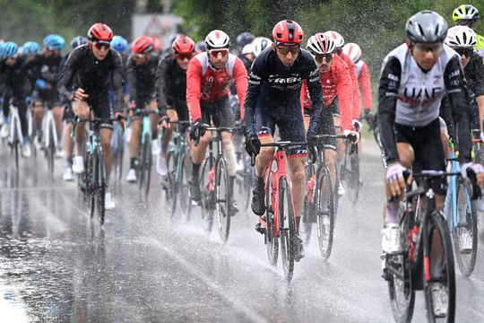 Opgaves in Giro blijven maar komen: check hier wie er tot nu toe naar huis gingen