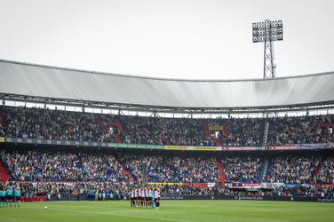 Collega-fans steunen Vitesse-supporters tijdens boycot JC Schaal