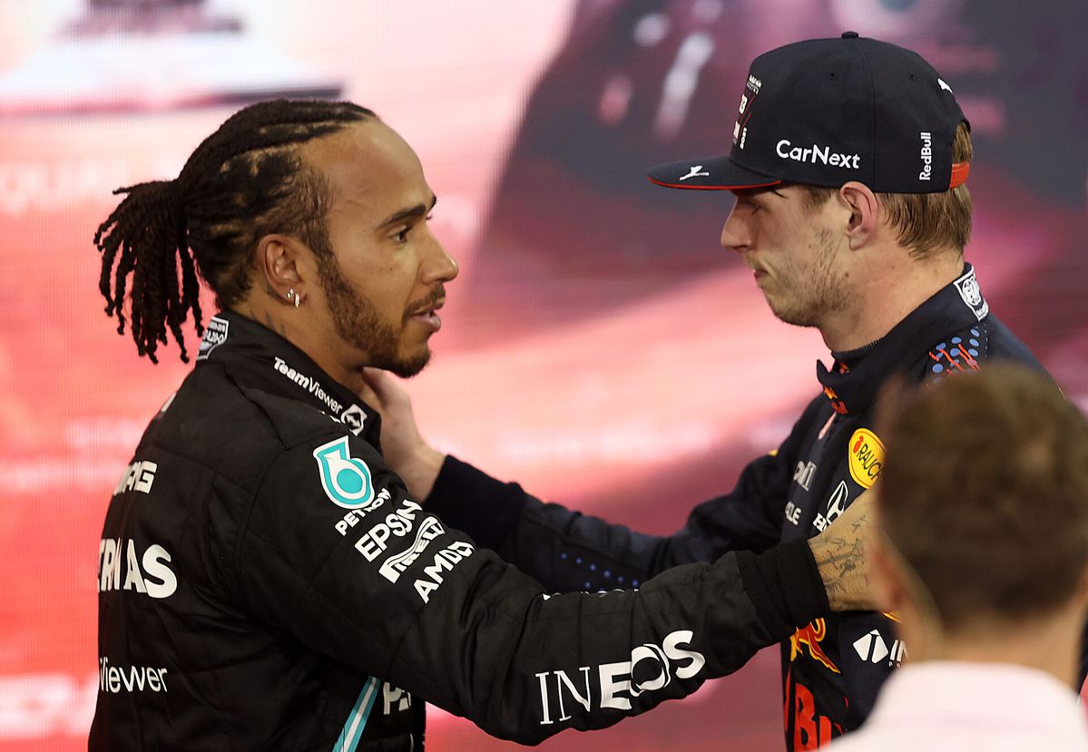 Max Verstappen hot hot hot op social media, maar blijft op P2 achter Lewis Hamilton
