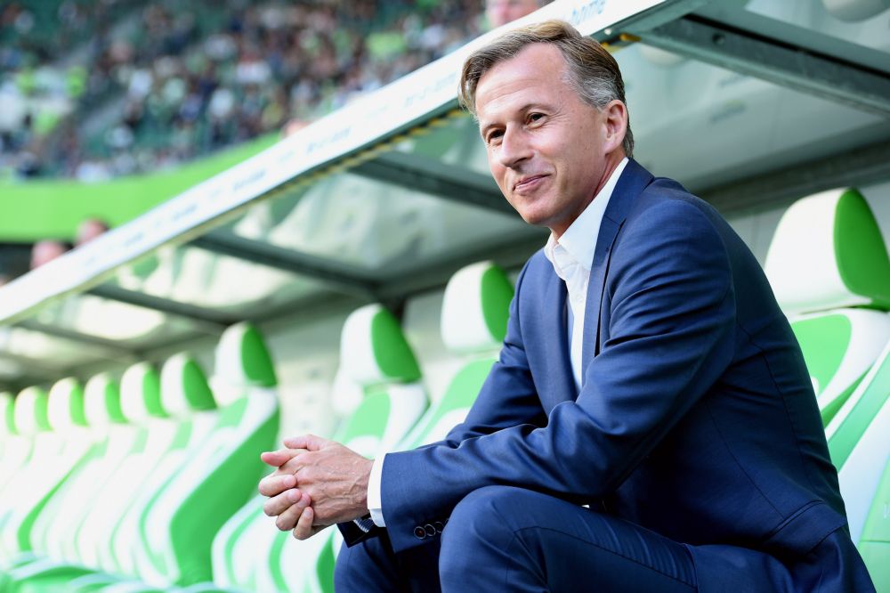 Hoe het kan lopen: Jonker mag Wolfsburg blijven trainen