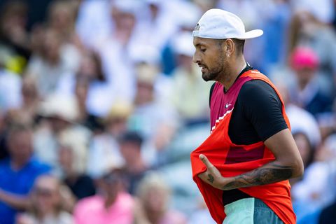 'Jij klein zwart schaap!' Tennisser Nick Kyrgios schrijft frustraties over racisme van zich af