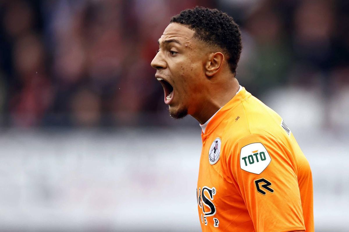 Maduka Okoye beter dan Ben Foster? ‘Watford heeft me gehaald als nummer 1’