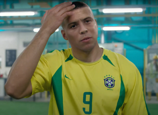 🎥 | Virgil van Dijk schittert in nieuwe commercial Nike vol huidige sterren en vroegere legendes