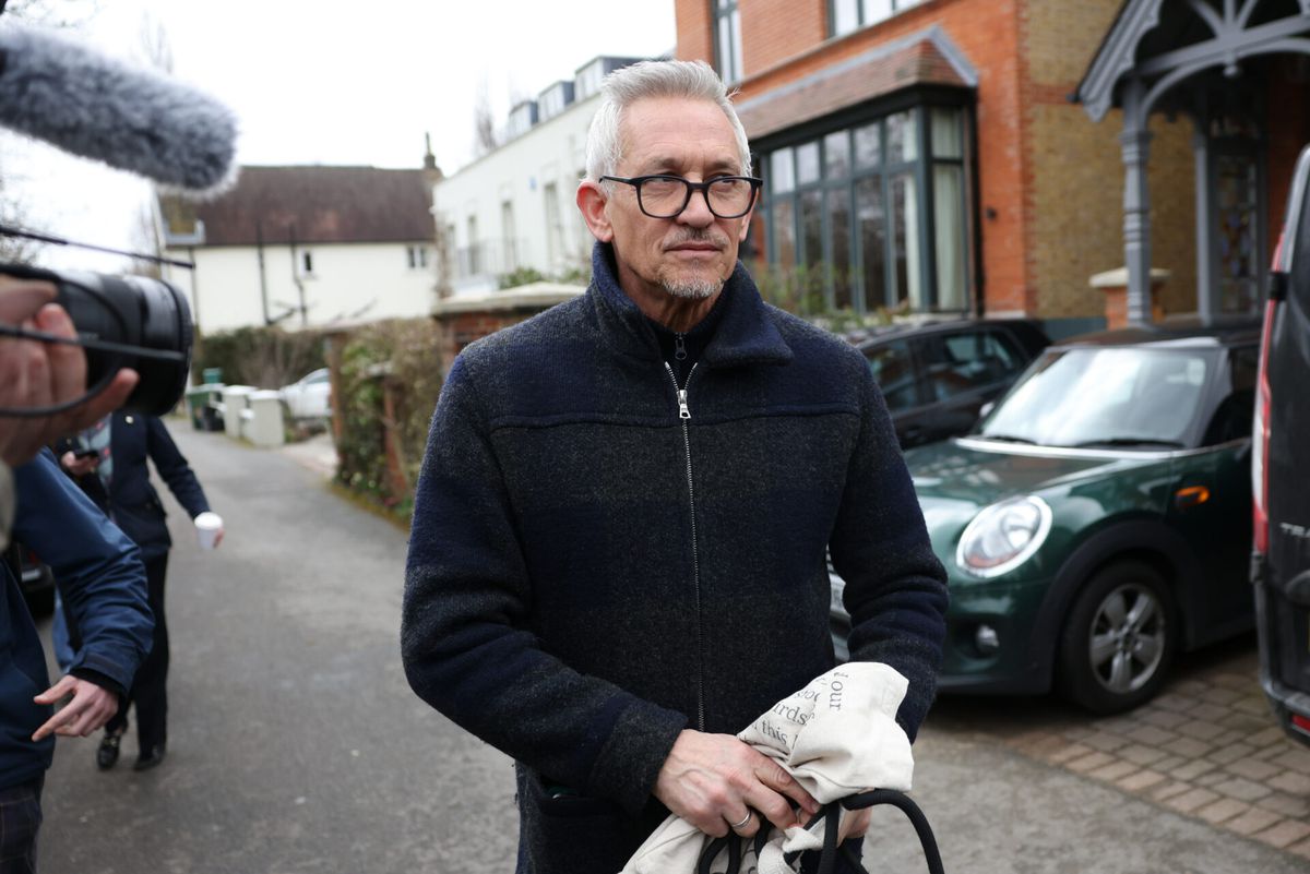 Gary Lineker zaterdag weer op de stoel bij BBC: 'Het was zwaar, maar onvergelijkbaar met oorlog'