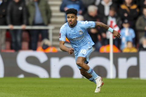 Ian Maatsen zet Feyenoord voorlopig in de wachtkamer