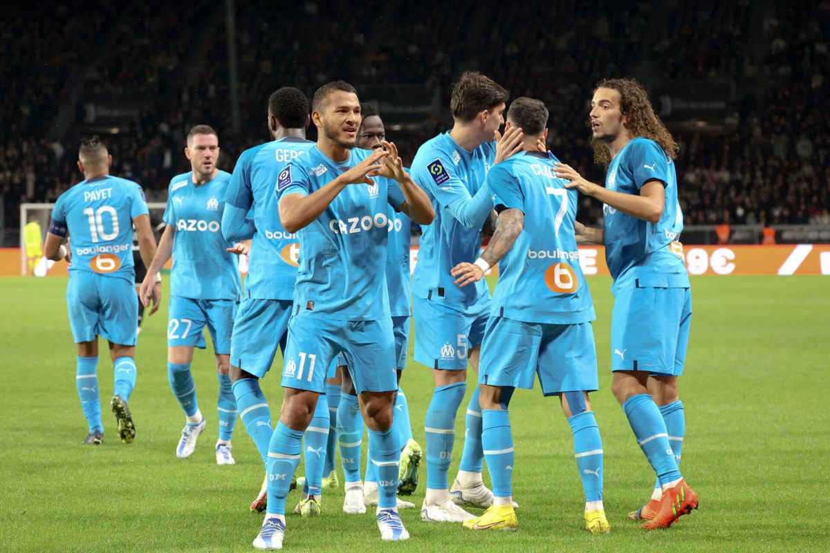 Olympique Marseille wint gapend bij Angers en grijpt de leiding in Ligue 1