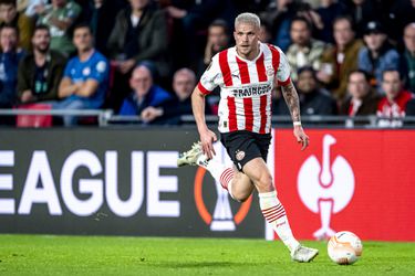 'Philipp Max op weg naar Eintracht Frankfurt, Van Aanholt naar PSV'
