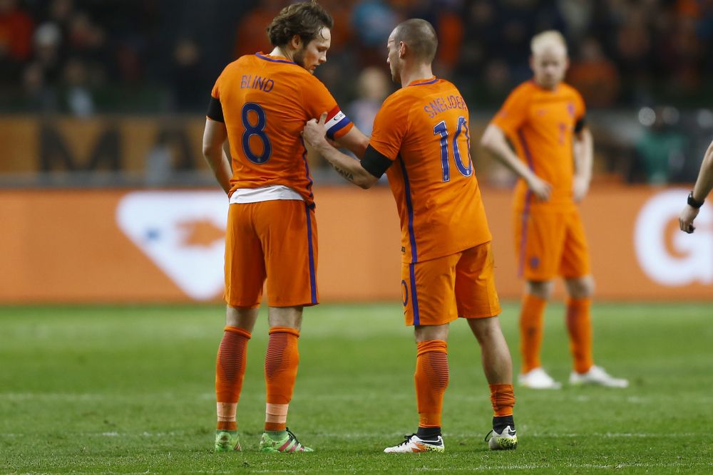 Daley Blind volgt vader op en is aanvoerder op Wembley: 'Een hele eer'