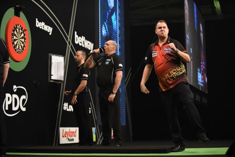 PDC, luister je mee? Kim Huybrechts heeft oplossing voor Premier League: 'Zou extra spanning creëren'