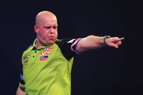 Michael van Gerwen wil tijdens WK 2 negendarters gooien: 'Voor de fans en het goede doel'