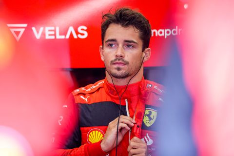 Rekenmachine van Charles Leclerc is stuk: 'Ik weet niet hoeveel punten ik achter Max sta'