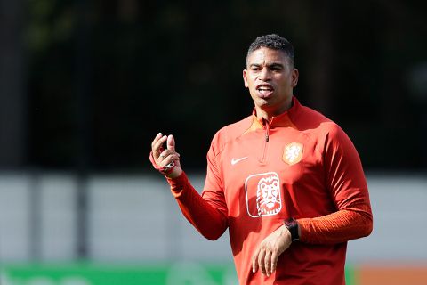 Michael Reiziger over start Jong Oranje: 'Ik wil het Oranje-gevoel bij iedereen laten leven'