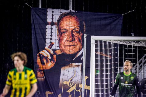 Hier kijk jij LIVE naar de 'Battle of the Dicks'