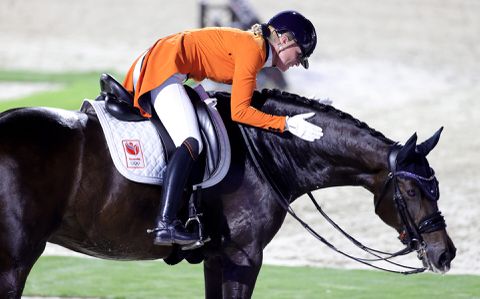 Dinja van Liere verliest 1 van haar toppaarden: Haute Couture verkocht naar Amerika