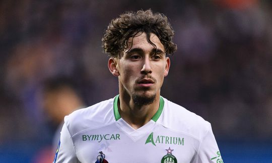 'Feyenoord komt in zoektocht naar nieuwe 'nummer 10' uit in Frankrijk'