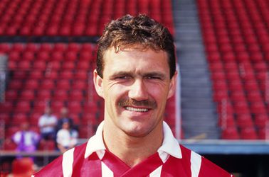 PSV-iconen Berry van Aerle en Ronald Waterreus ruziën: 'Komt weer onder zijn steen vandaan gekopen'