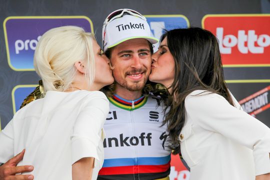 Sagan is na fotofinish twee Nederlanders de baas (video)