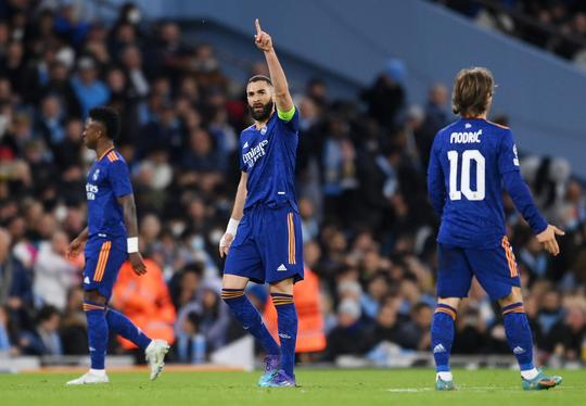 🎥​​ | City heerst, maar daar is altijd weer Big Benz! Karim Benzema maakt er een andere wedstrijd van