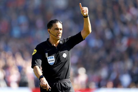 Feyenoordsupporters vrezen al: Rotterdammers hebben slechte resultaten bij scheids Gözübüyük