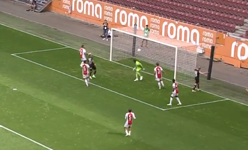 🎥 | Keepertje! Gerónimo Rulli maakt zieke blunder in oefenduel tegen Augsburg