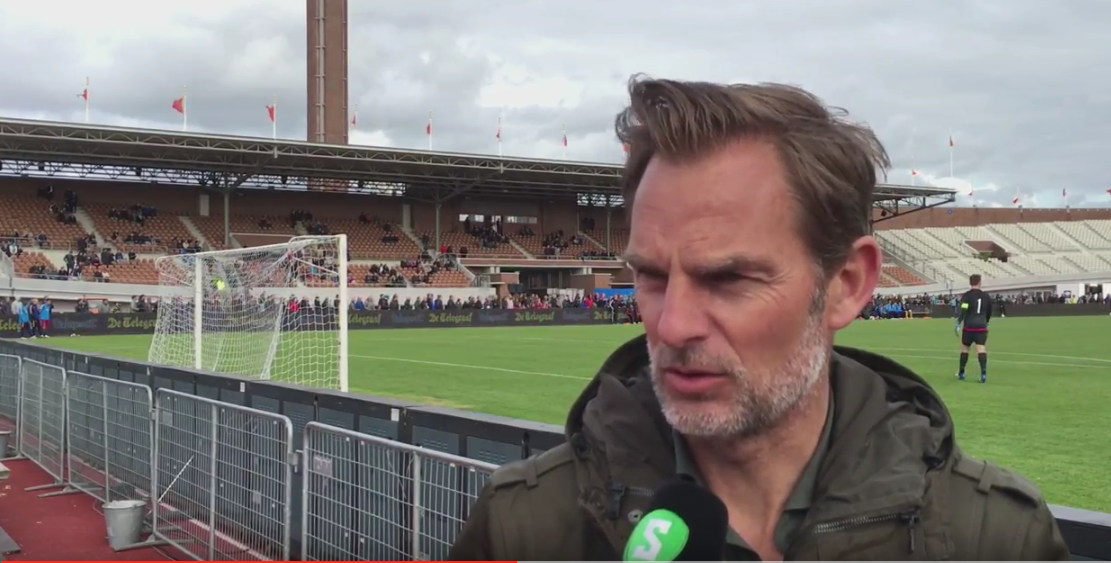 Ronald de Boer reageert op vertrek van broer Frank bij Ajax: 'Een nieuw avontuur lonkt' (video)