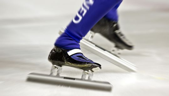 Schaatsbaas: Tour wacht op niemand