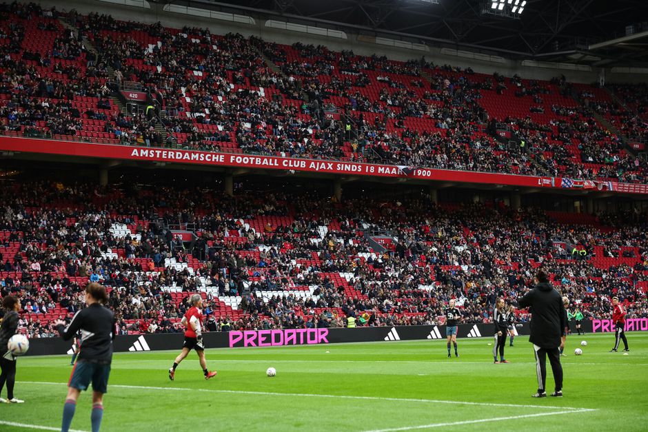 Hier kijk je live naar de vrouwen Klassieker in de Johan Cruijff Arena