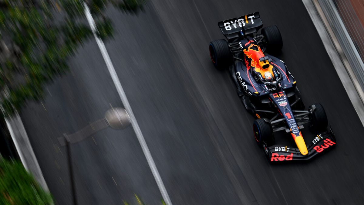 Het regent verrassingen in Monaco: Sergio Pérez wint, Max Verstappen P3