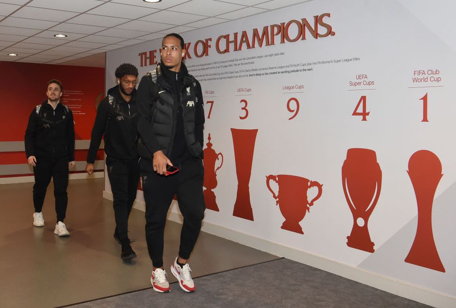 Dit zijn de opstellingen van Liverpool en Manchester United voor kraker in Premier League